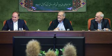 پزشکیان در وزارت جهاد کشاورزی: تأمین کالاهای اساسی و تداوم سیاست‌های دولت بدون وقفه ادامه دارد